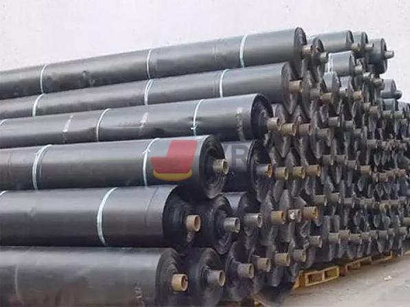 Thành công mới trong chế tạo cao su chịu dầu